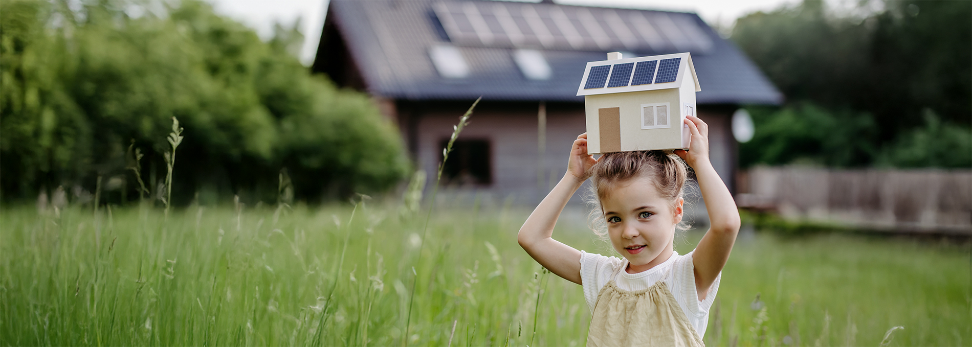 PER UN FUTURO LUMINOSO E SOSTENIBILE 